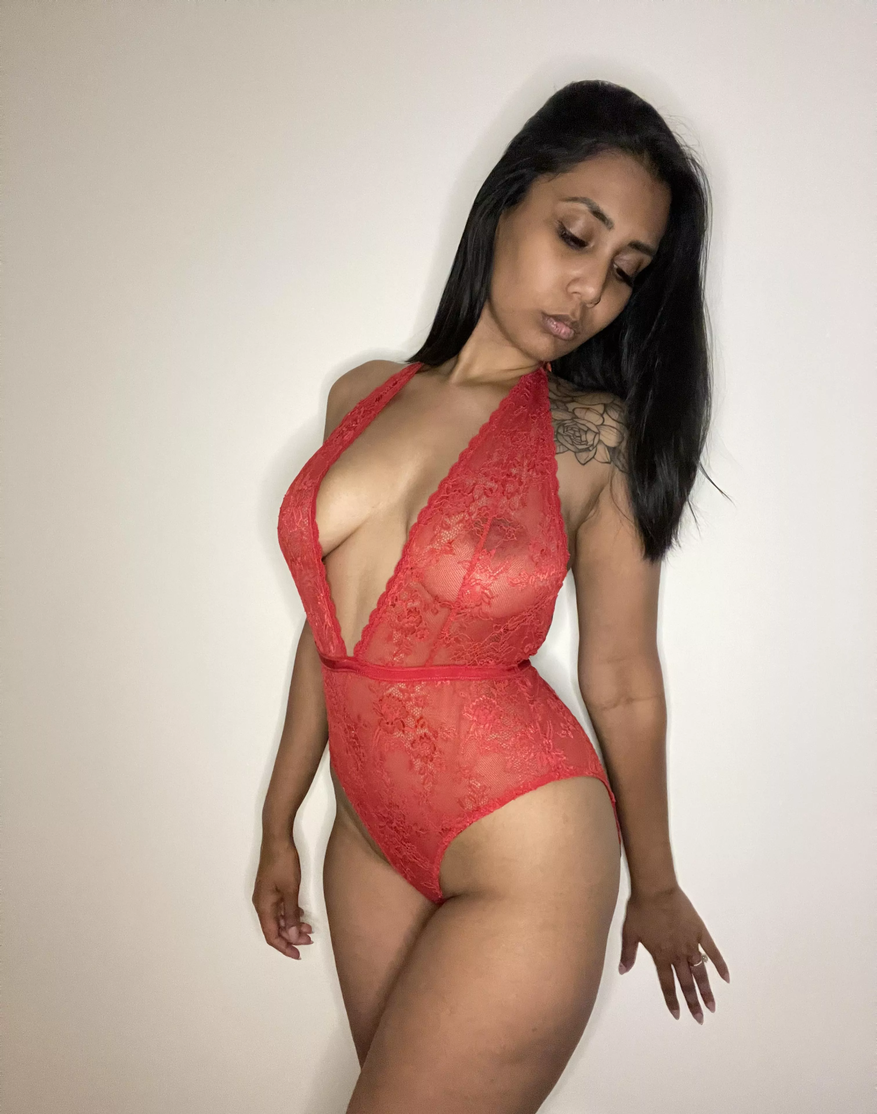 Hope you enjoy my colour. 30F