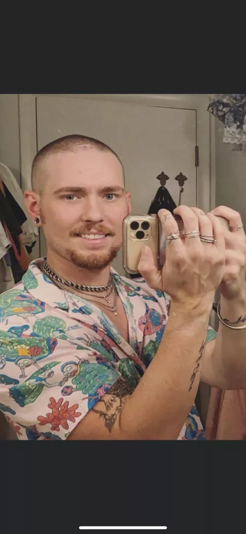 I can spend all day gaming in bed right? Asking for a friend 😜 What games are you currently playing?