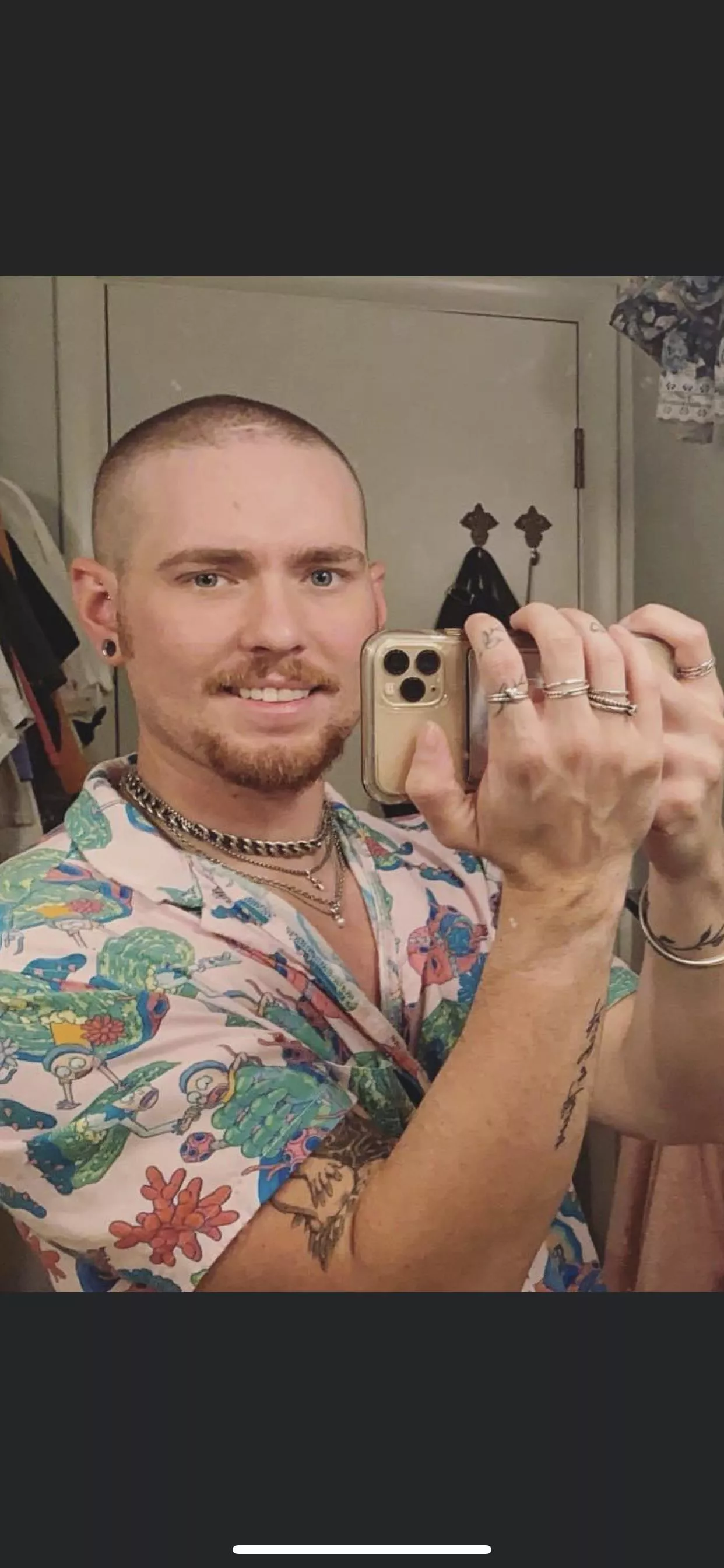 I can spend all day gaming in bed right? Asking for a friend 😜 What games are you currently playing?