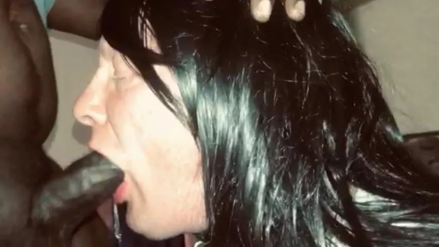 i love to suck black cock