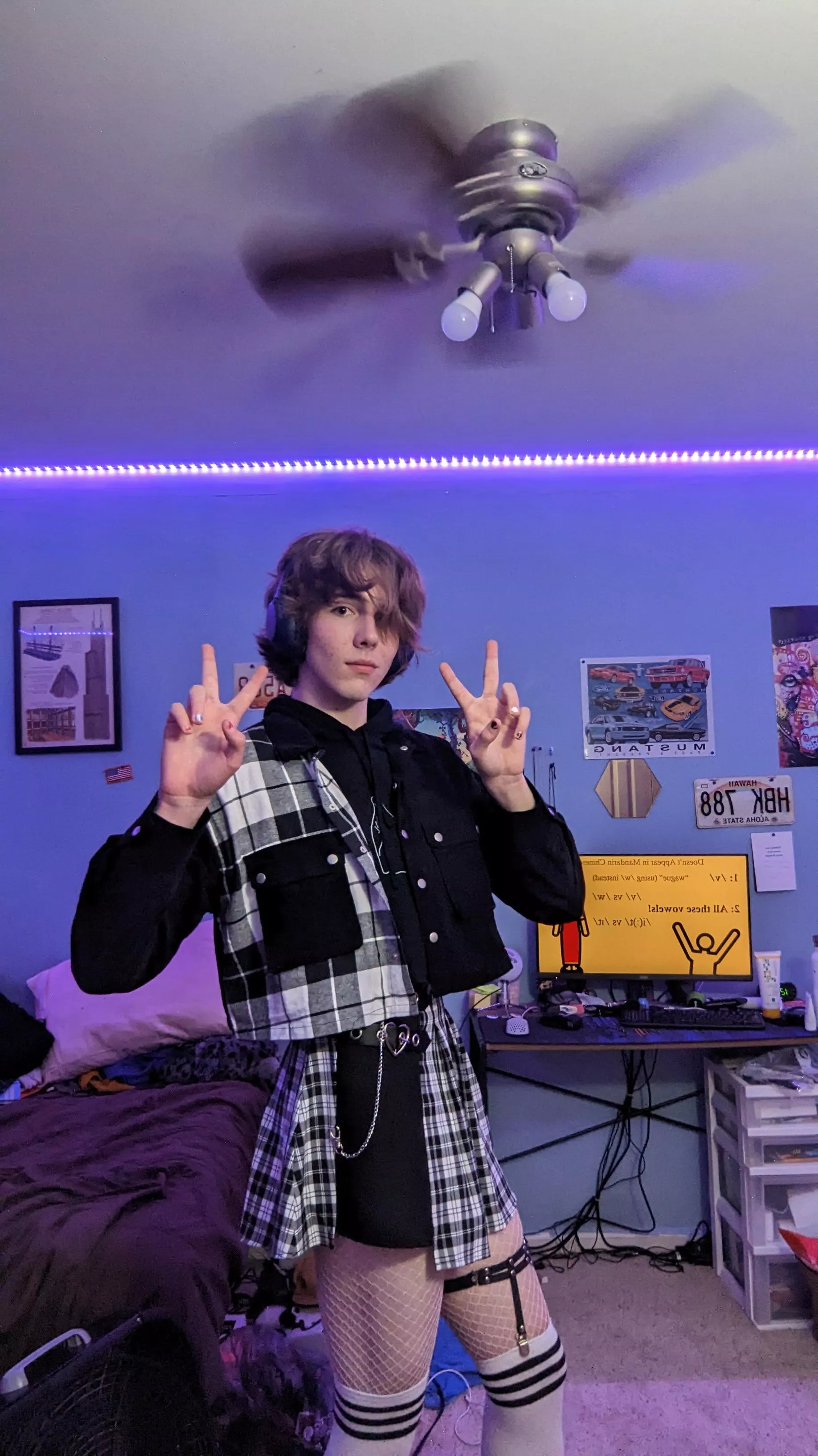 I present to you Jacket a-top Hoodie a'la Crop