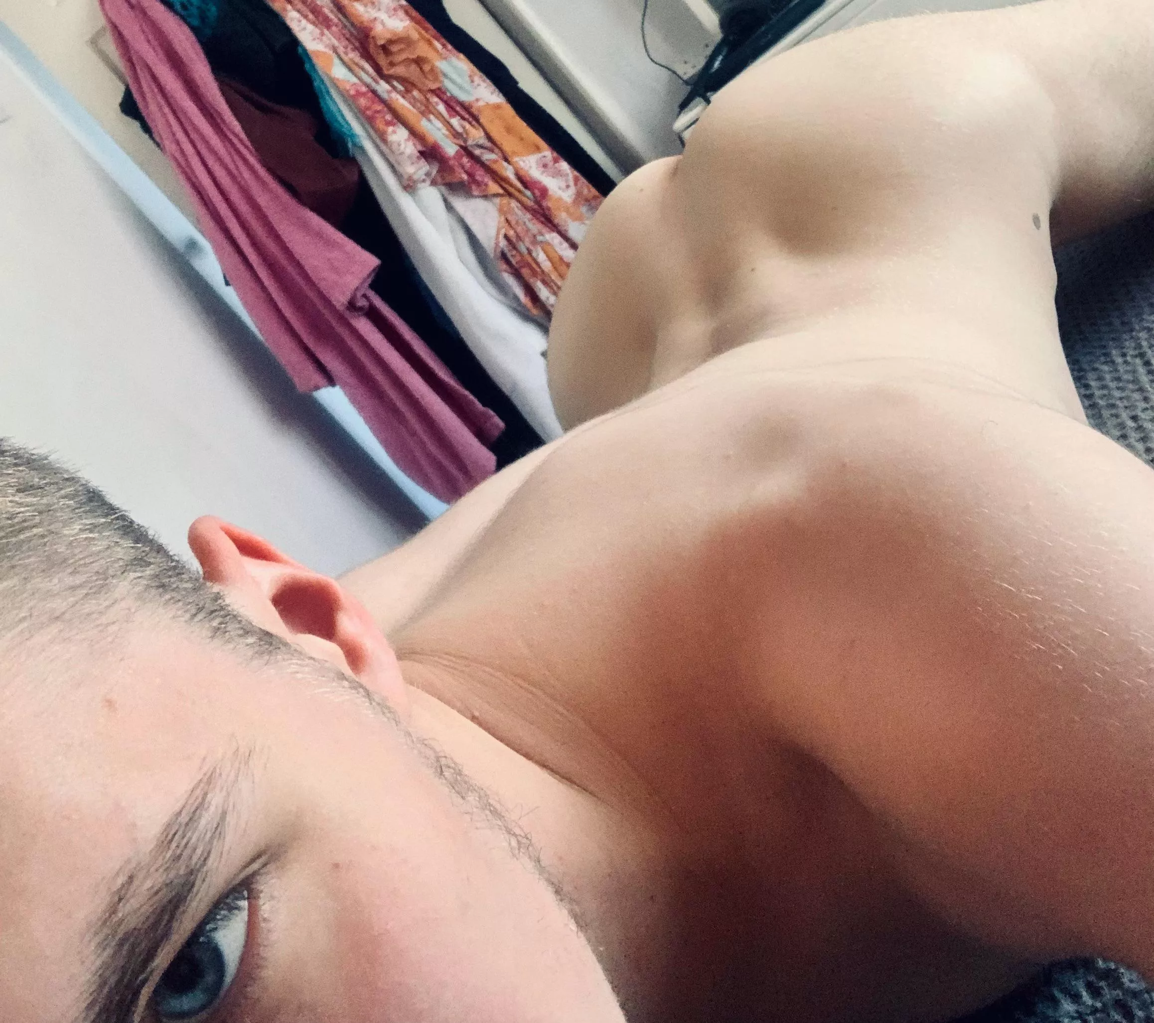 I wanna suck a dick so bad rn 😩