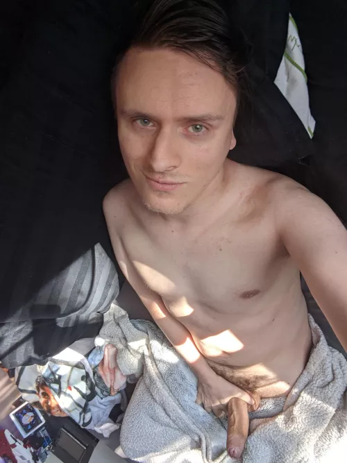 I’ll make you cum😏😏