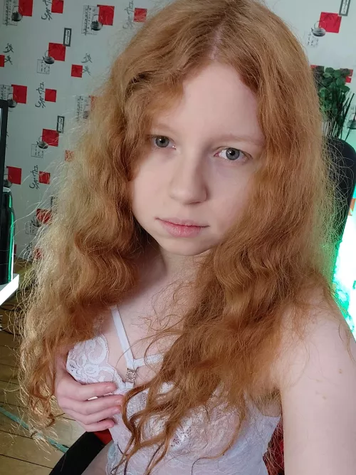 I'm live now master, please tell me how to serve you~