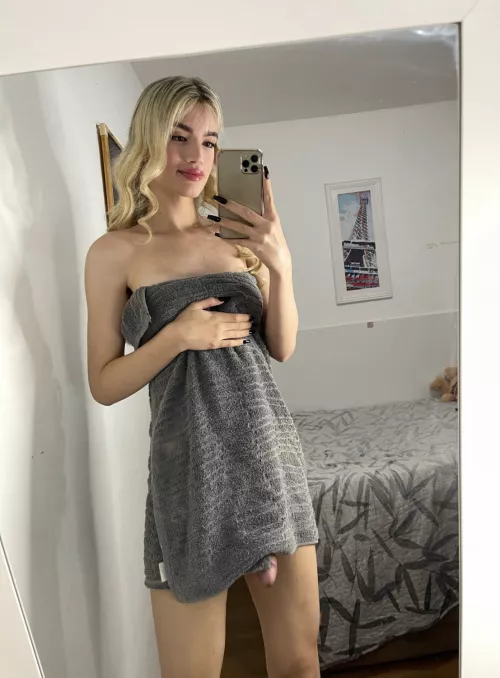 It's hard to cover up that Beast🍆👅🛐