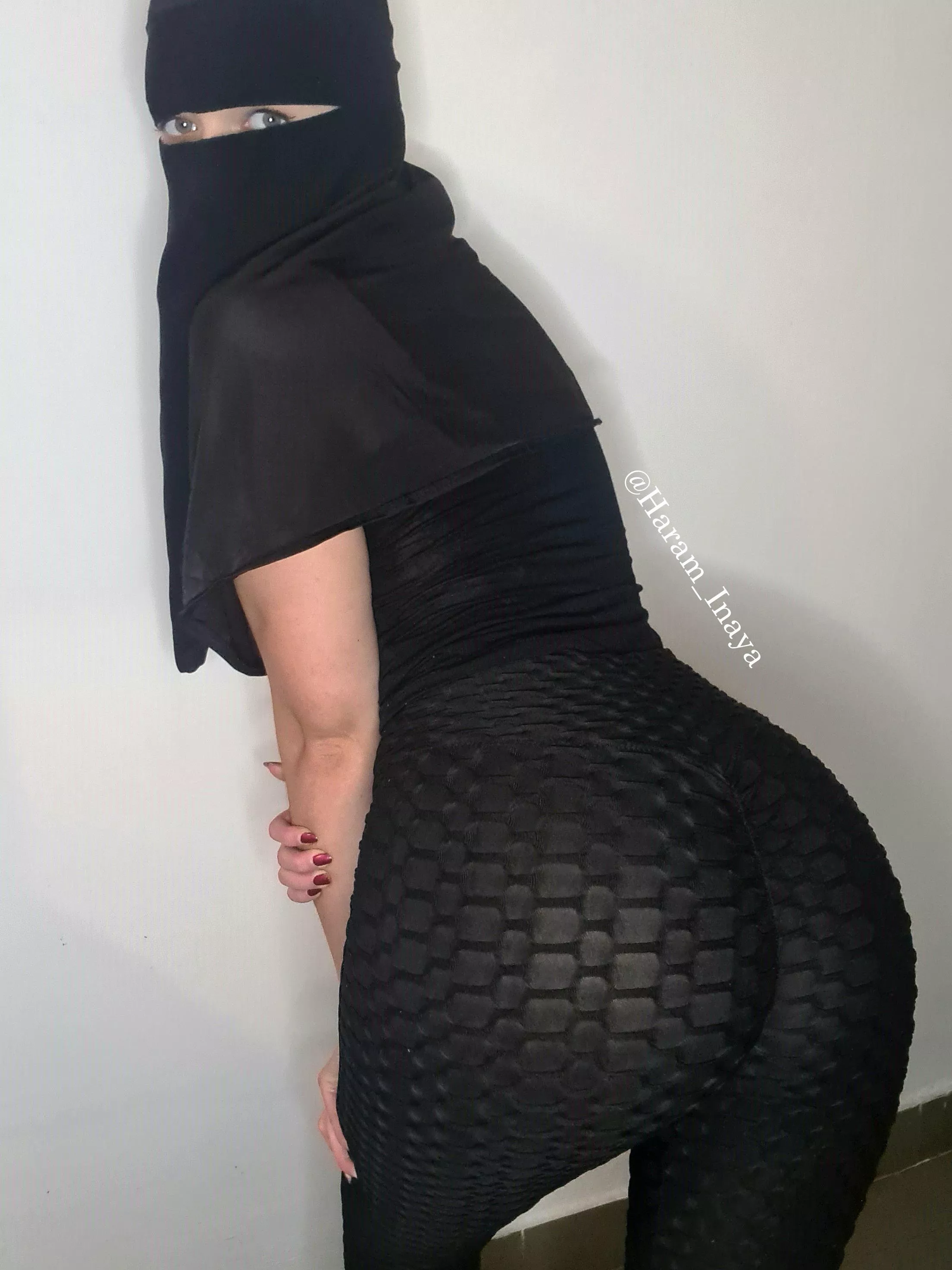 just checking if my leggings are squat proof?