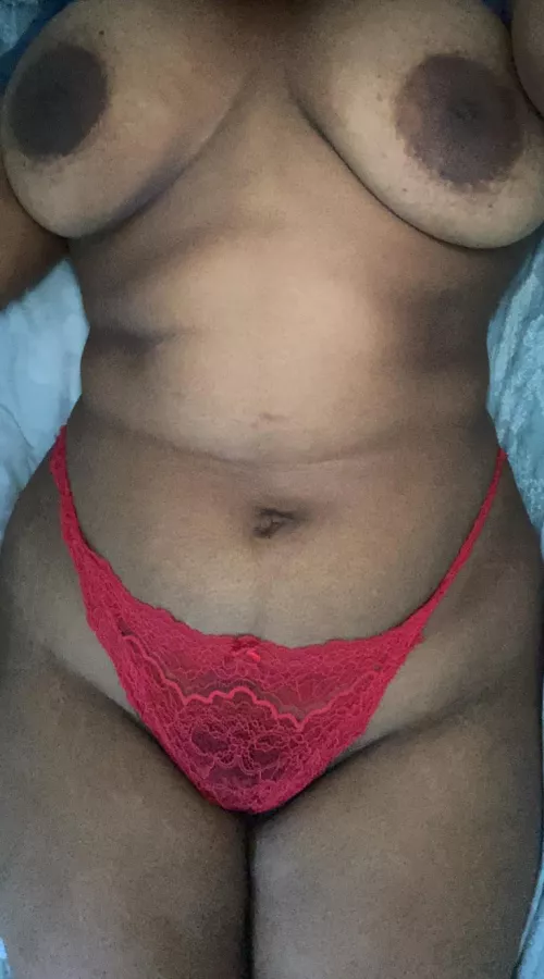 lick between my thighs