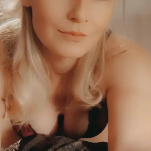 Lil Sunday selfie 💋