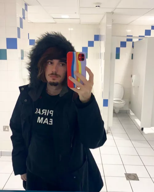 Lonely, British And Love Starved