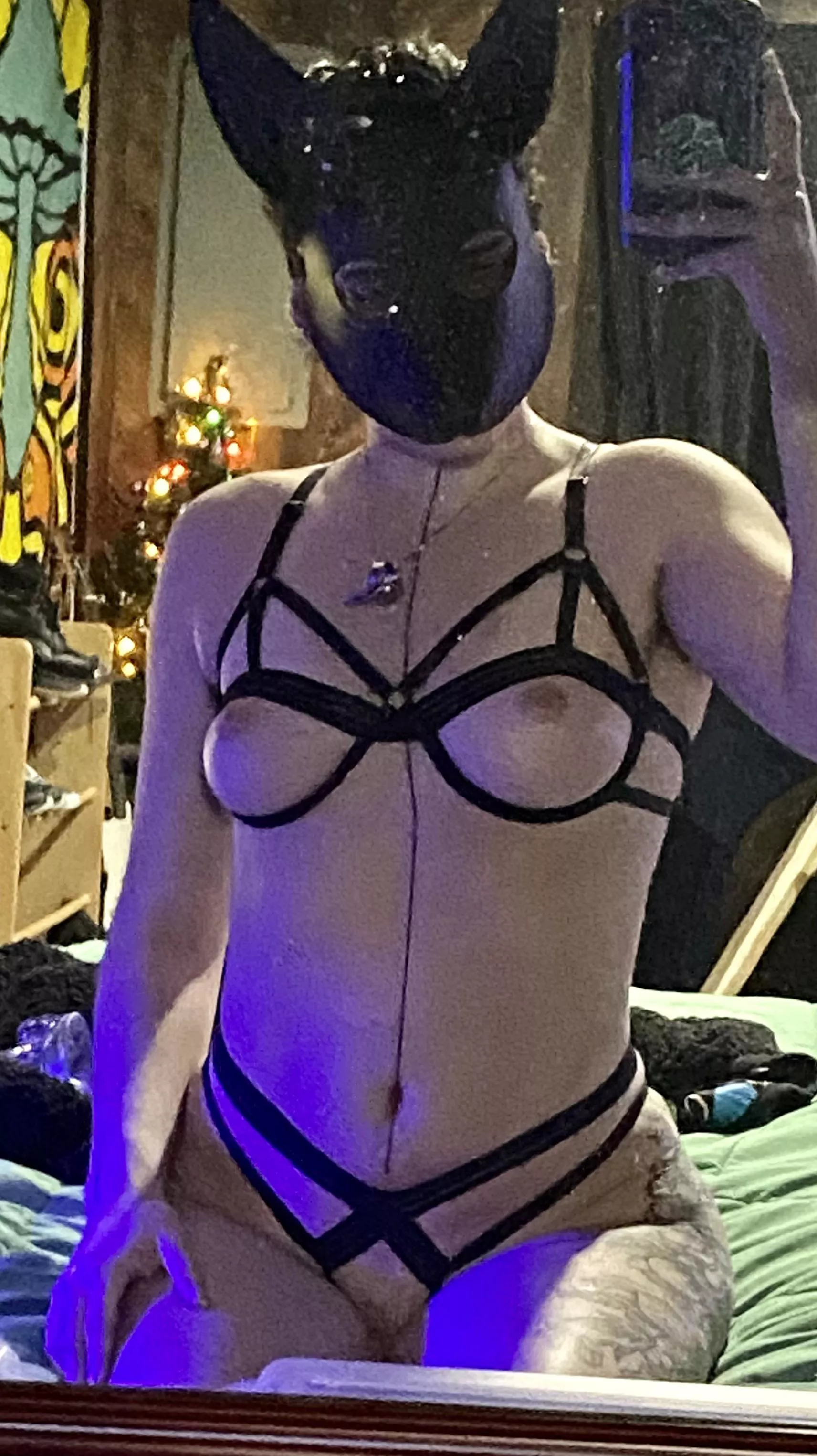 No title for this one 💜 (OC)