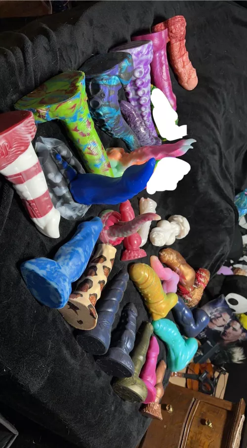Ok third time is the charm trying to report my collection (just dildos as my bondage gear post is not accepted either)