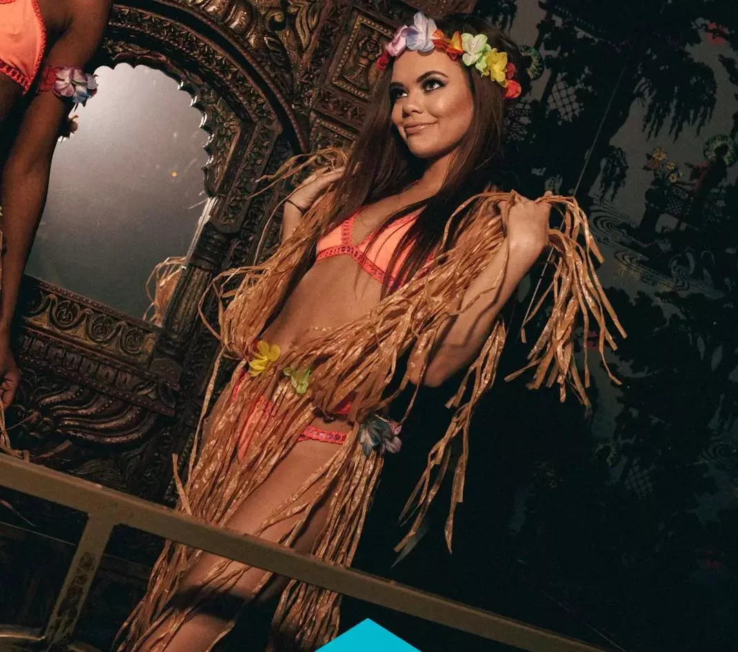 Sexy hawaian outfit on a petite chav