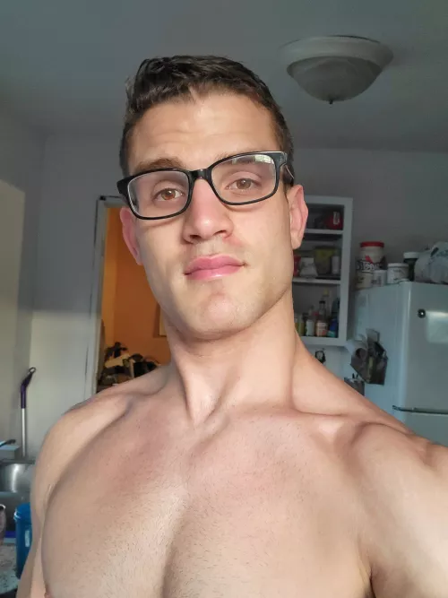 Simple Selfie Saturday, for the alliteration obsessed