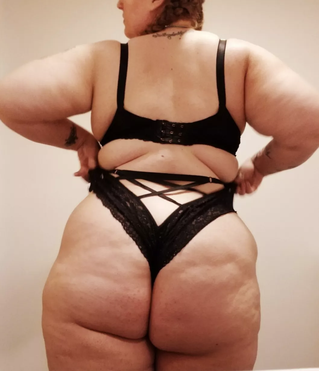 so much to pinch ☺️