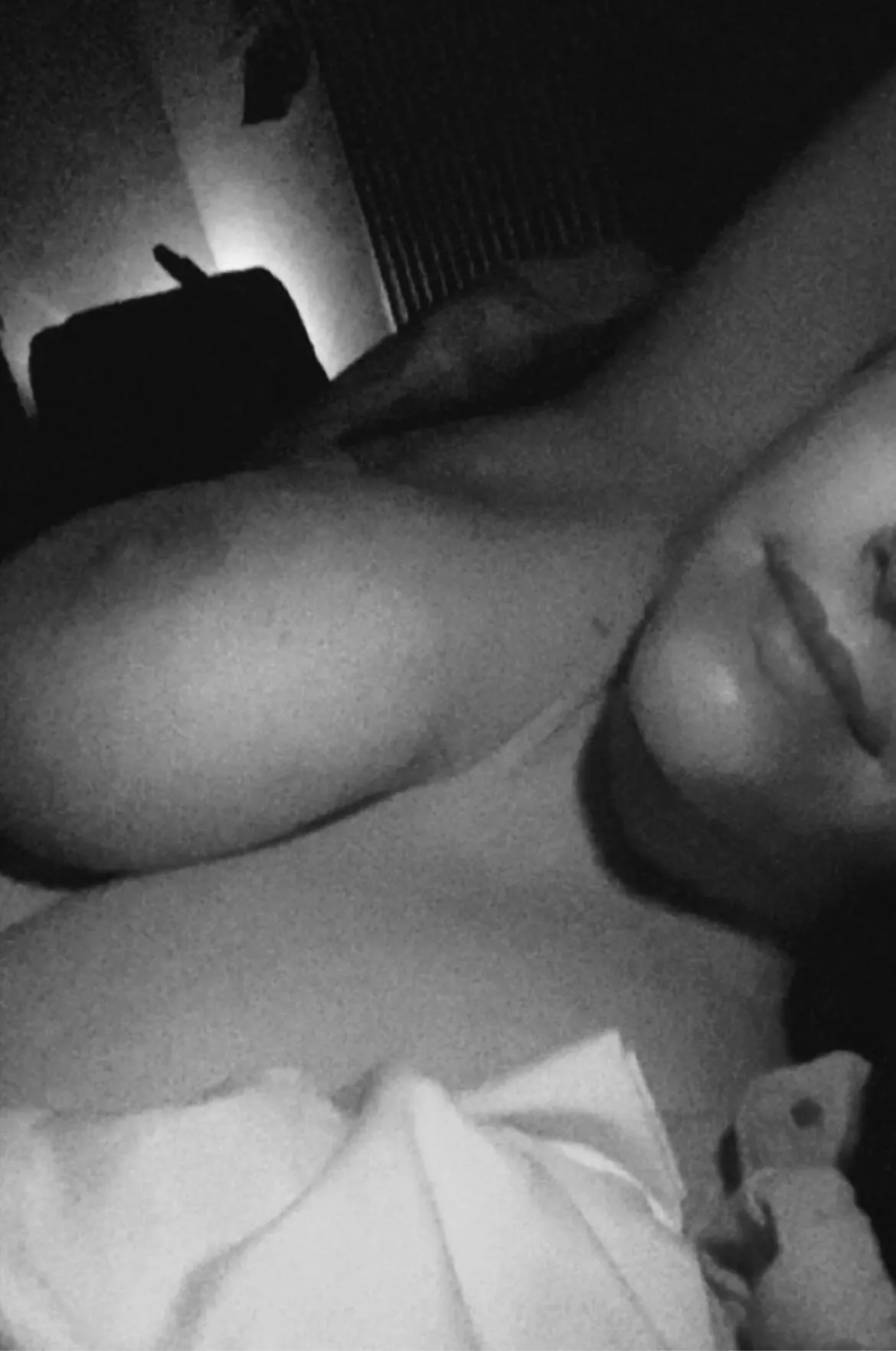 Stretccchhh and kiss 💋