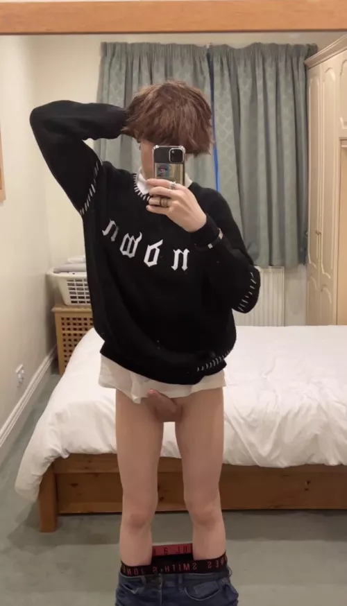 talk to me, i do content 😳