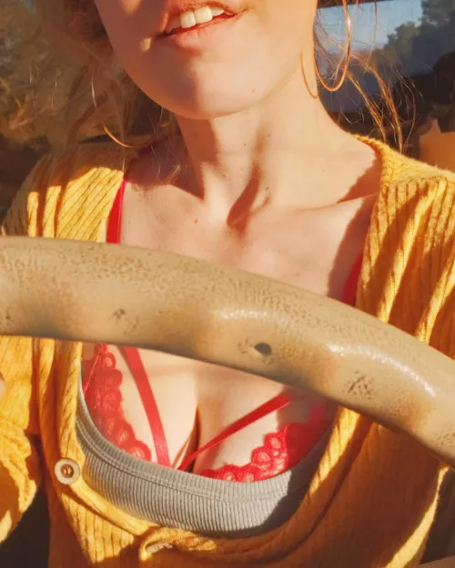 that golden hour light on my tits