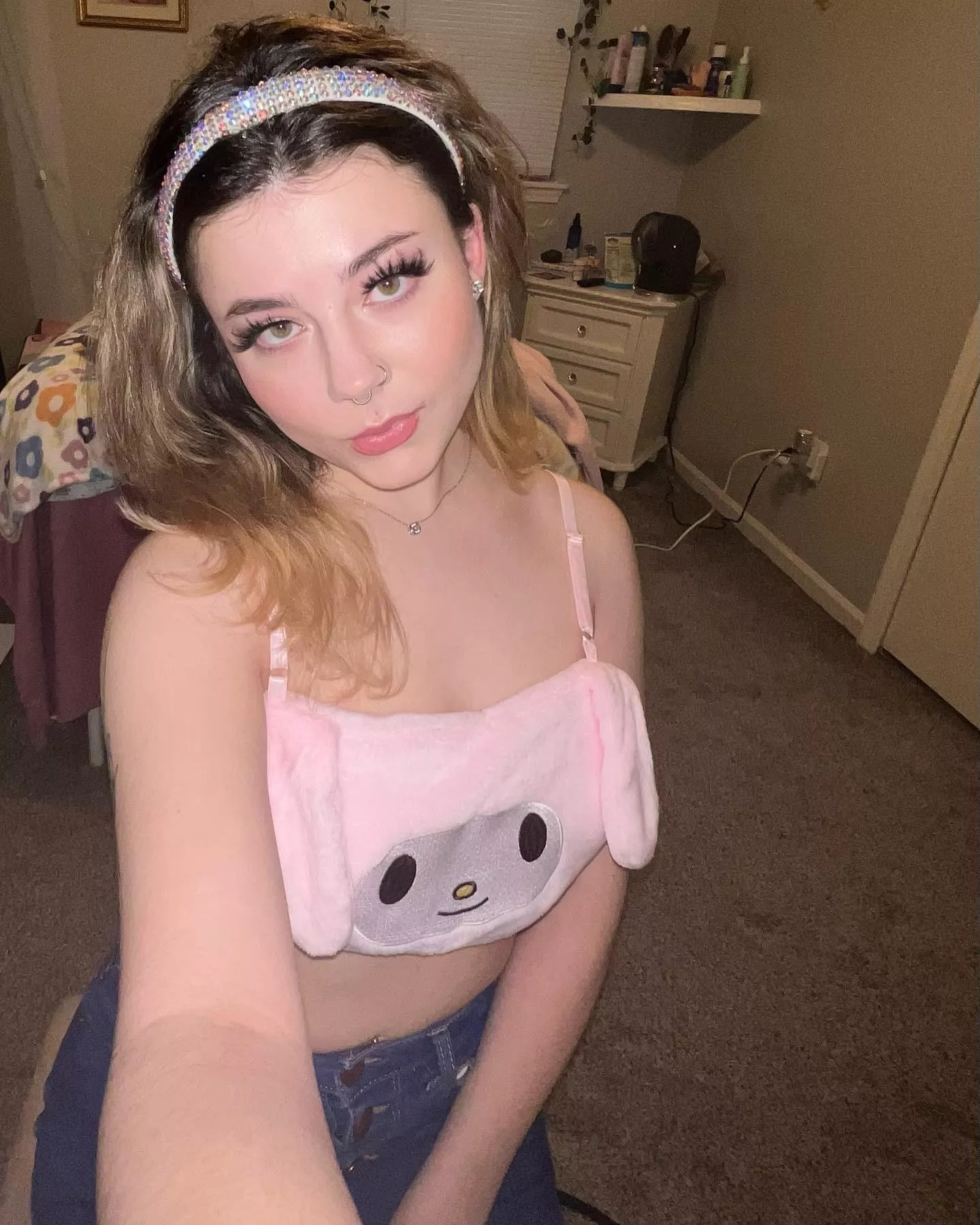 This top again oops 🙊 (f) <333 had nothing to do so put some lashes on hehe