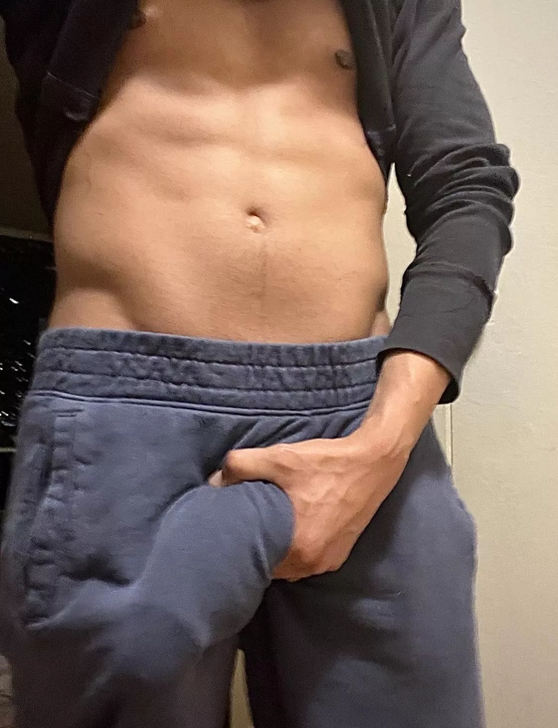 Who wants to play with my Massive Thick Cock?