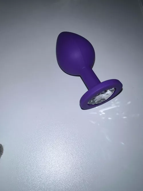 Who wants to see this plug in my wife’s ass? I just buy it