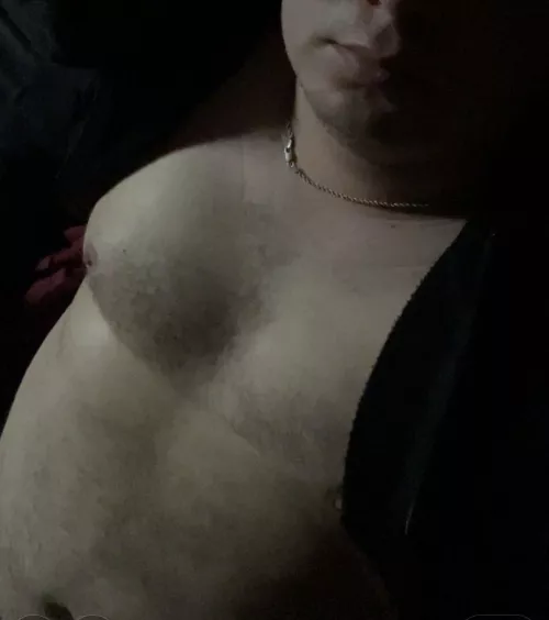 33 chubbier here any chasers on show off your cock to me SC Isreal14
