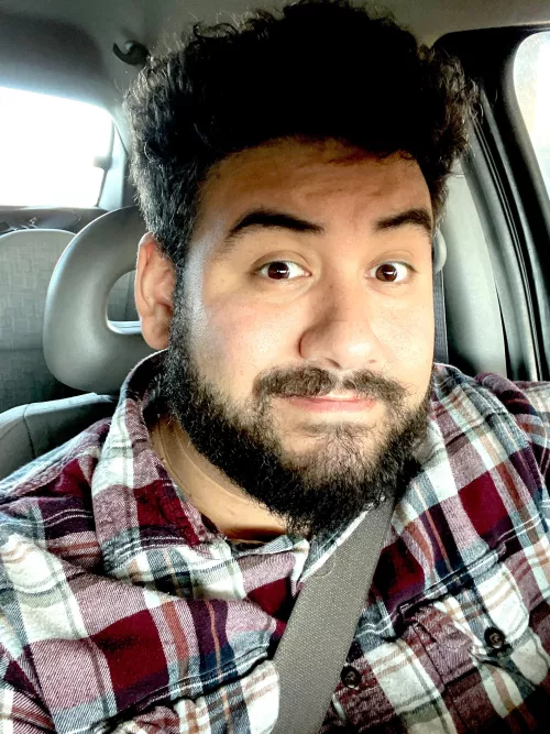 Am I hood looking enough for this group?? If you want a 🌶️ pic, DM me 😉