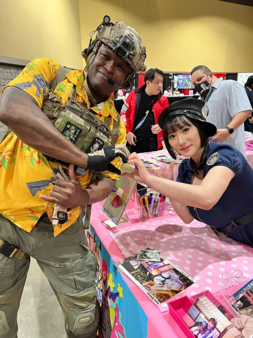 Anime Los Angeles in Long Beach, California! Got a pic with Kaho Chan!where you at guys? Post up your pics!