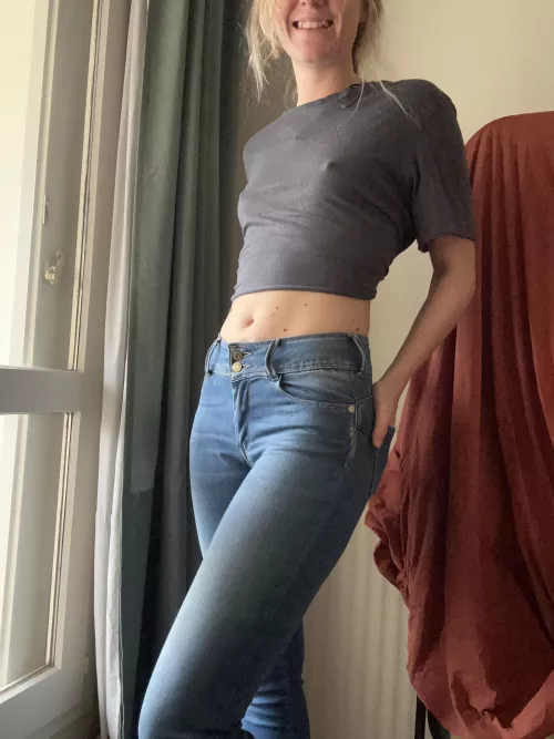 Another braless Monday