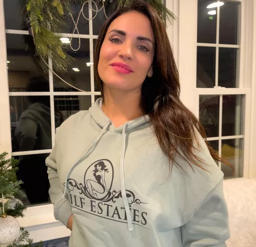 As a mom, I’m no longer a snack. I’m a Happy Meal. I come with toys and kids. Is what it is 44[F]