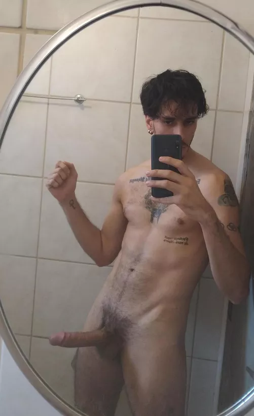 bout to get a shower, wanna join?