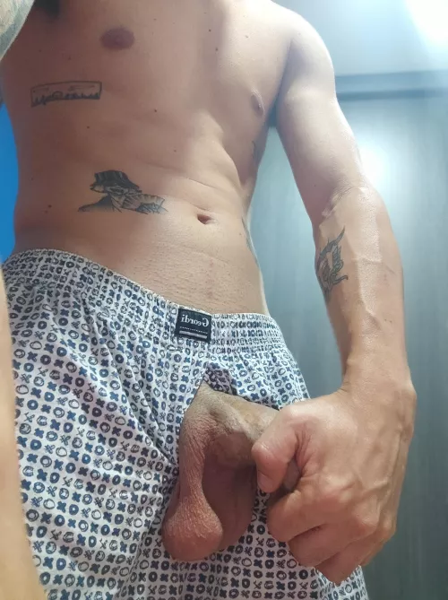 Come to see my Curvy fat cock...