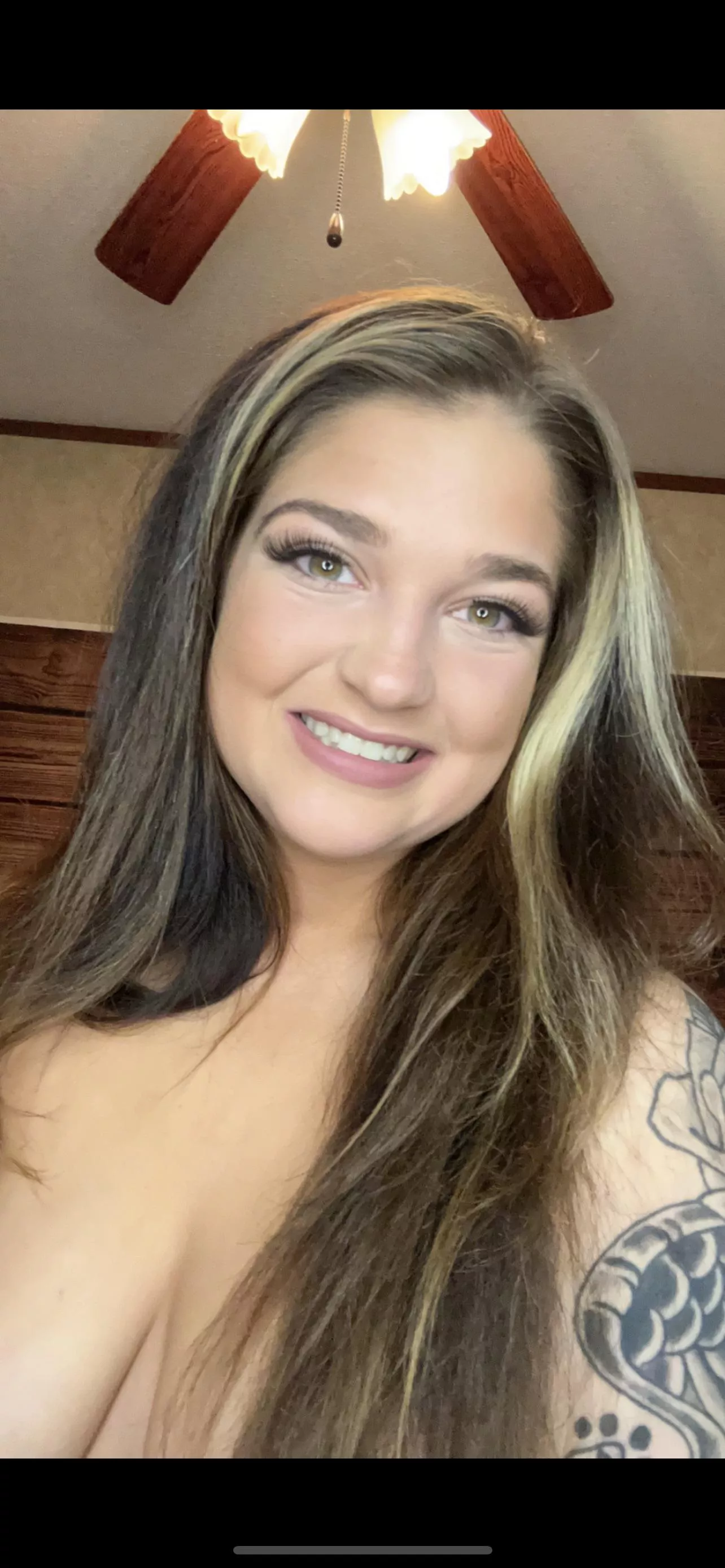 Cum to my page & tell me goodnight😘