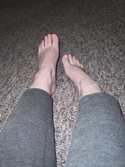 DM me if you want me to keep posting 👣