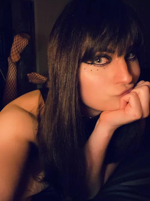 Do you like goth traps too?