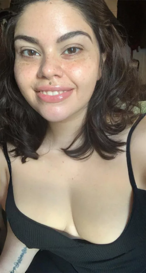 Do you like seeing girls without makeup?