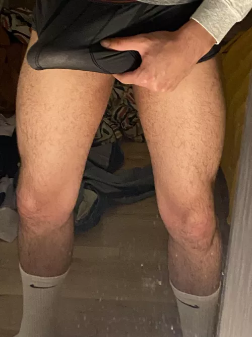 Don’t mind the mess behind me focus on what’s in front 😉