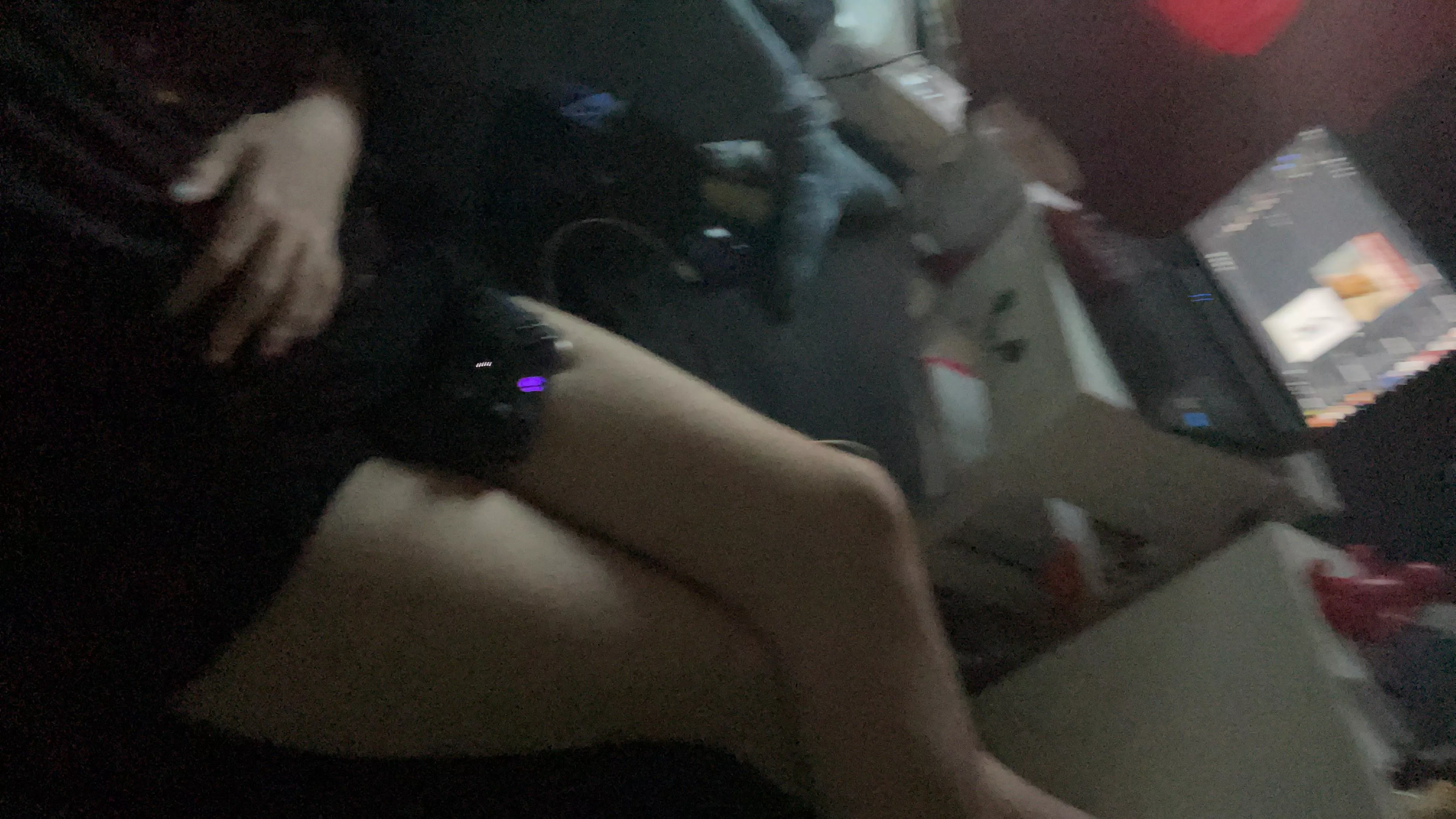 gamer girl thighs uwu