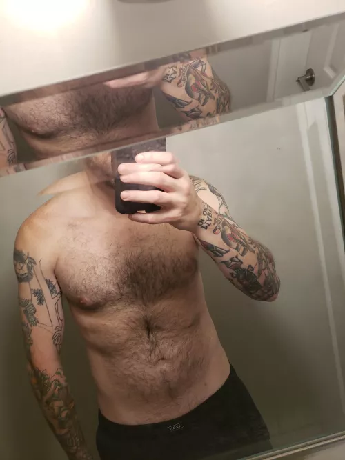 Hamilton ontario . 31 looking for fun .