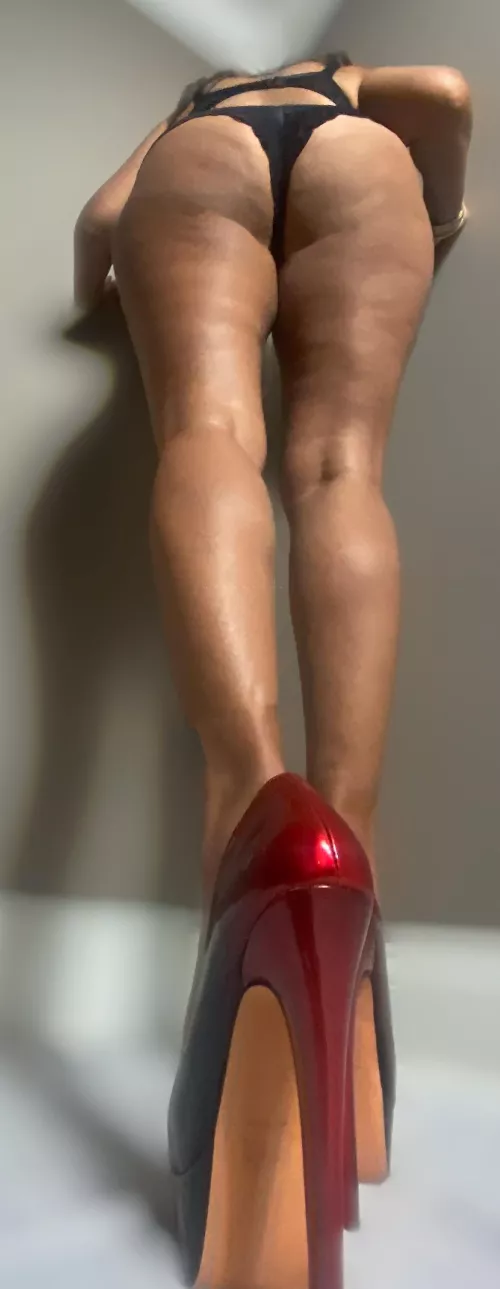 Happy Monday dolls!!