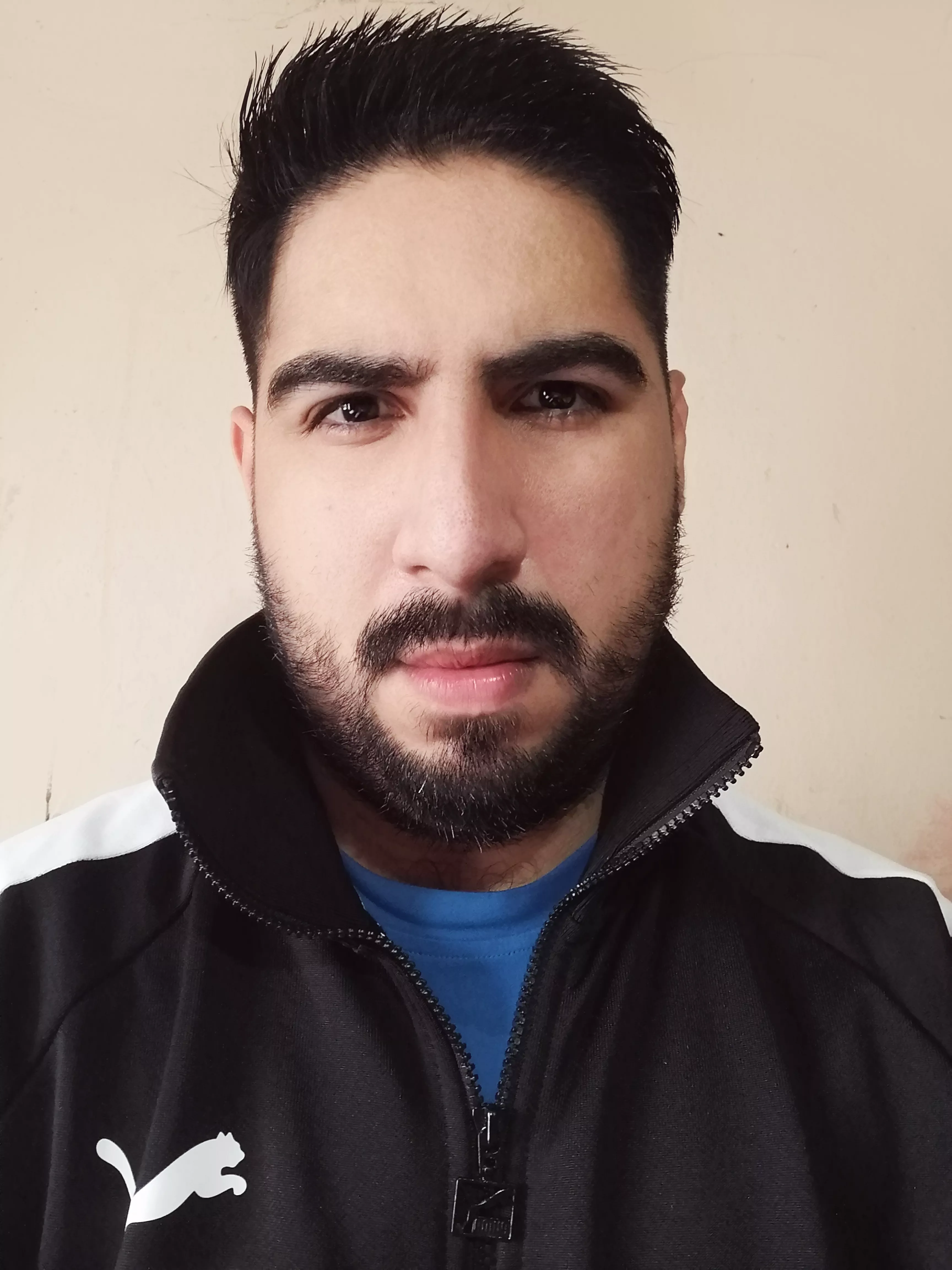 Hi everbody going to the gym to working out I love getting in shape 💪🏻💙