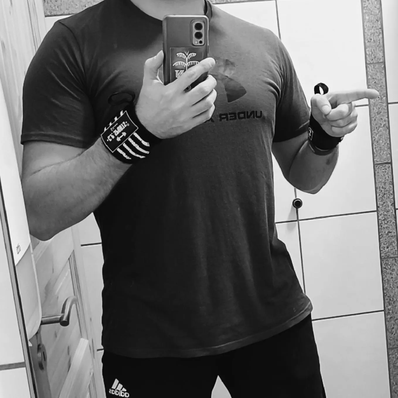 Hi @ Reddit! [m] 31, 6'7