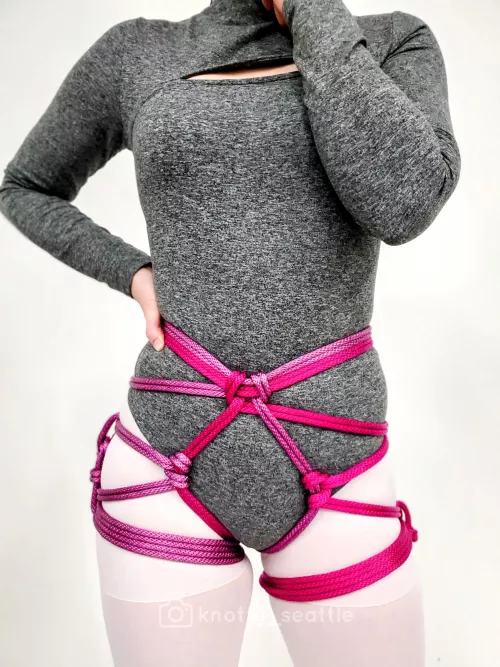 Hip/bootie ties are my rope bunny's favorite...