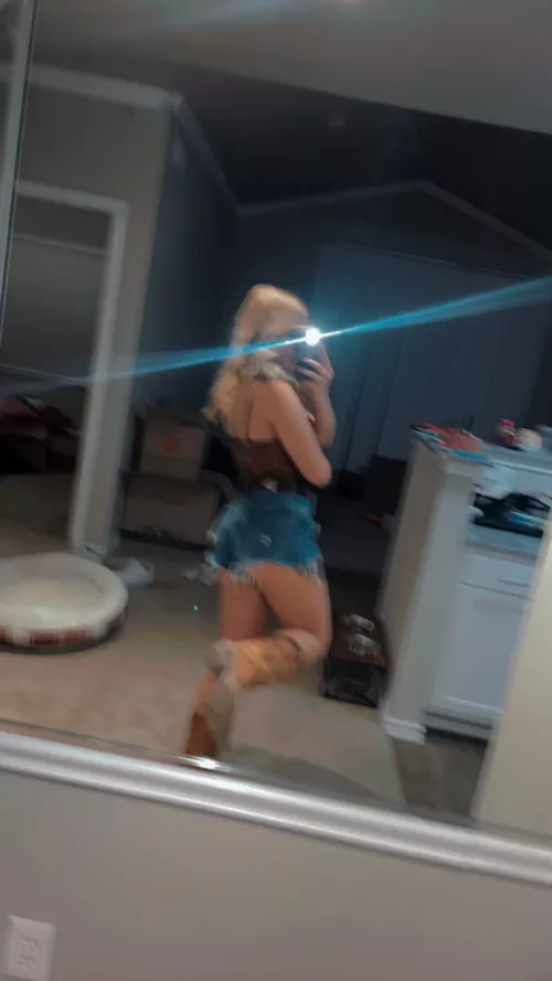 I'm all ready for our date tonight <3