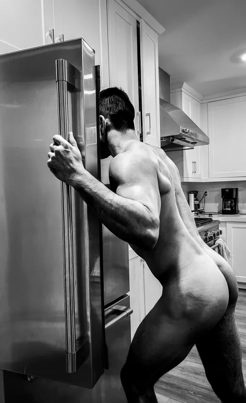 I’m looking for something good to eat, maybe it could be you?