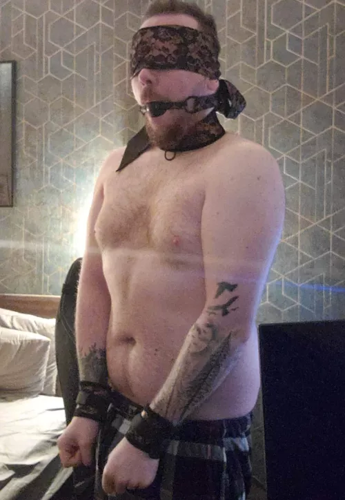 Just need a chain, and maybe someone to hold it.