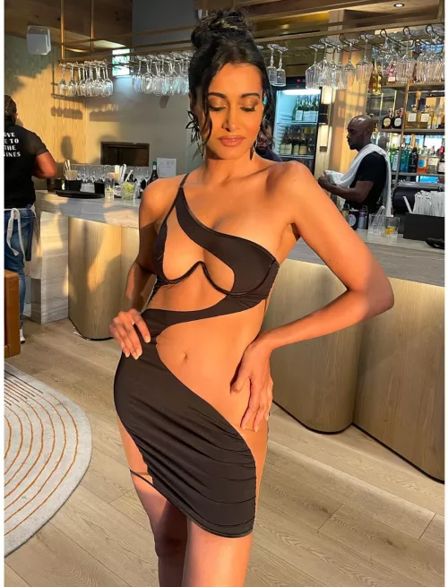 Leaving little to imagination