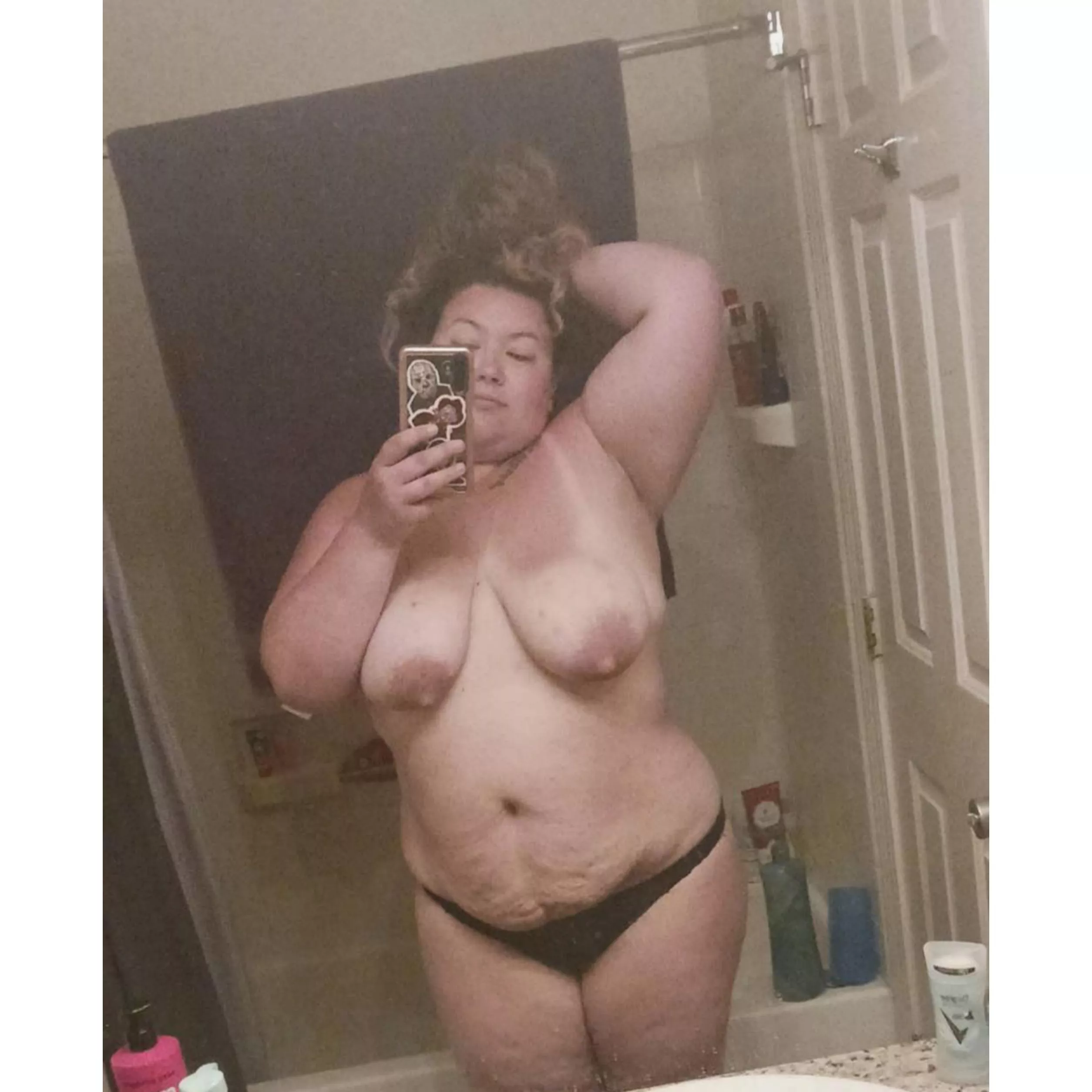 Monday morning vibes. 🖤