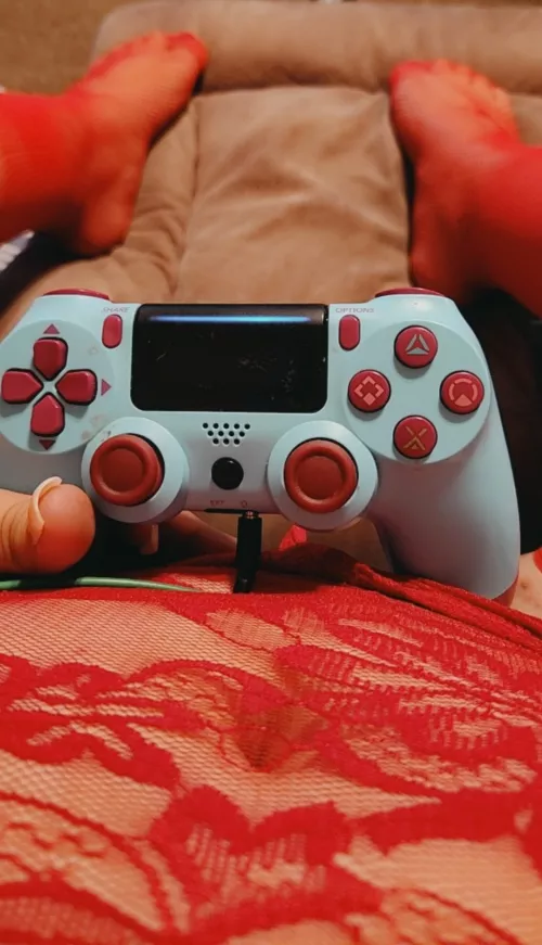 need me a good boy to lick while I play👅💦😹☠️