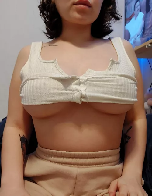 Pull this top off me?