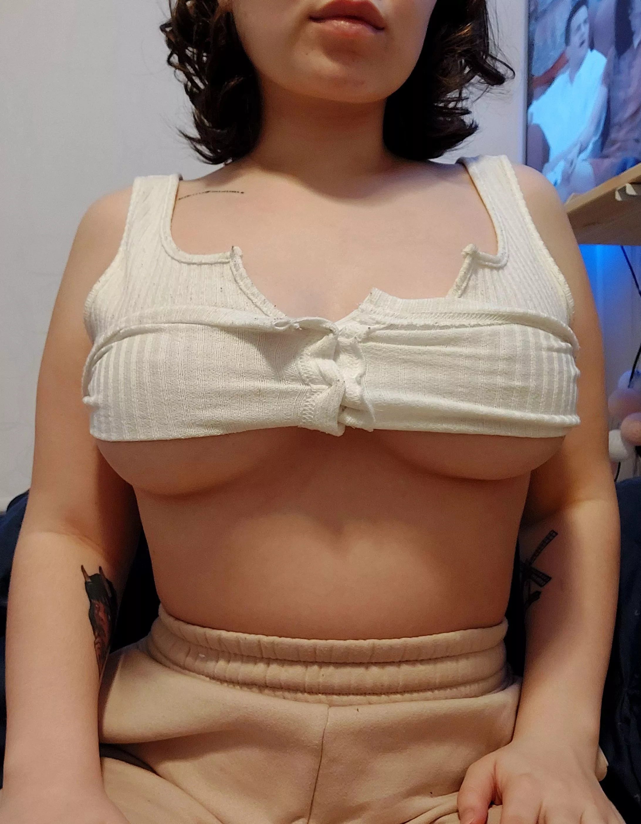 Pull this top off me?